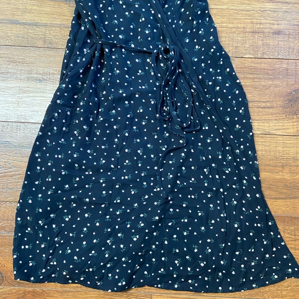 Brandy Melville Navy Floral Wrap Dress - Picture 3 of 4